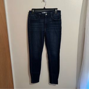 KanCan Dark Wash Skinny Jean  Nondistressed  Size‎ 28